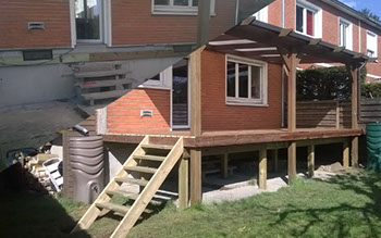 Terrasse en Pin sur pilotis- Sainghin-en-Mélantois