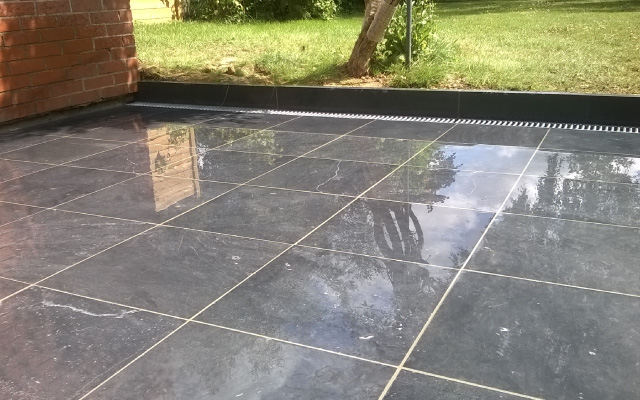 Terrasse en pierre bleue 40x40/2cm – Villeneuve d'Ascq